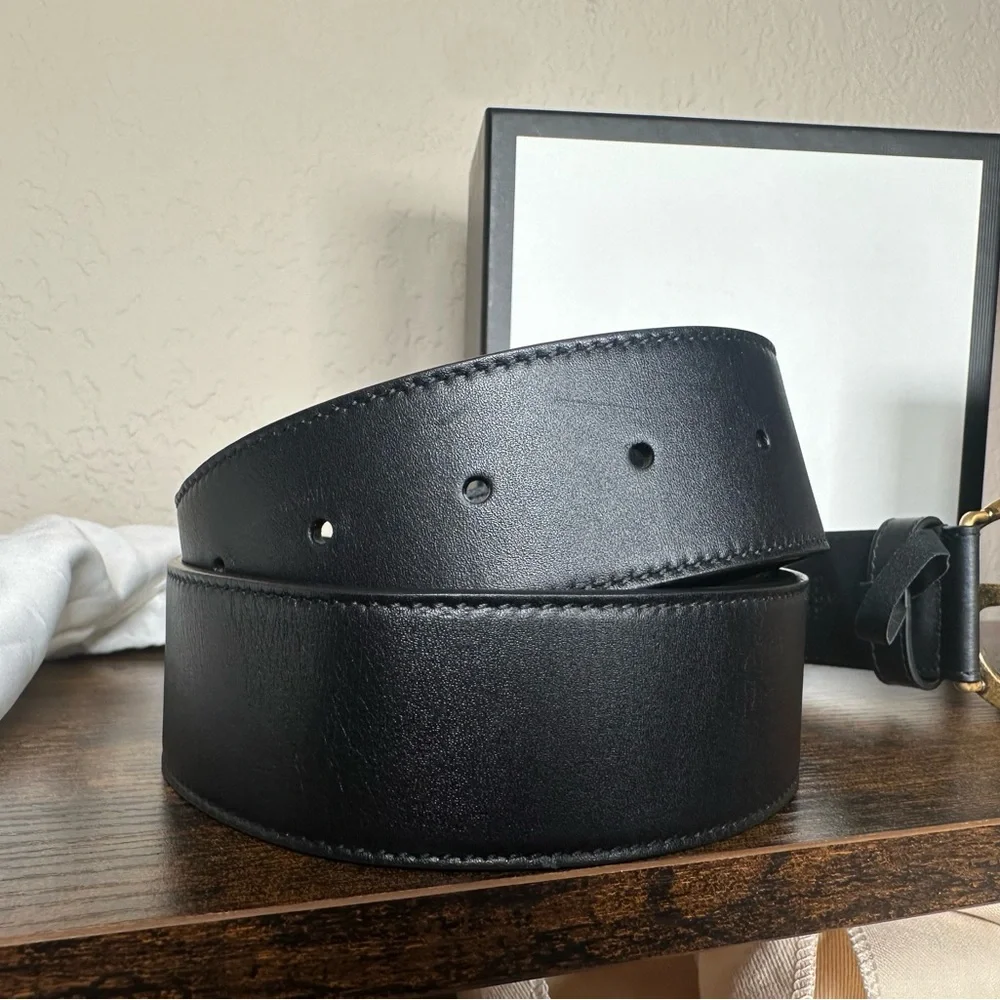 Gucci Black Leather Belt with Antique Gold Double G Buckle